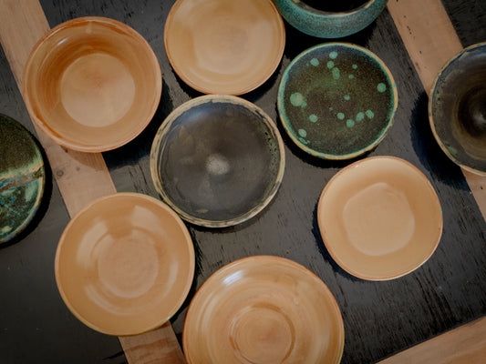 A quiet balance between earth and glaze