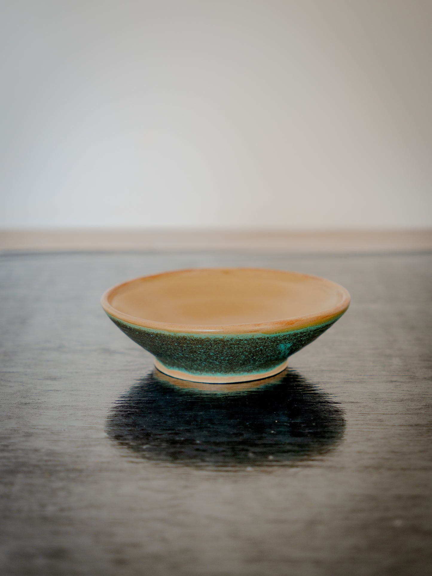 A quiet balance between earth and glaze