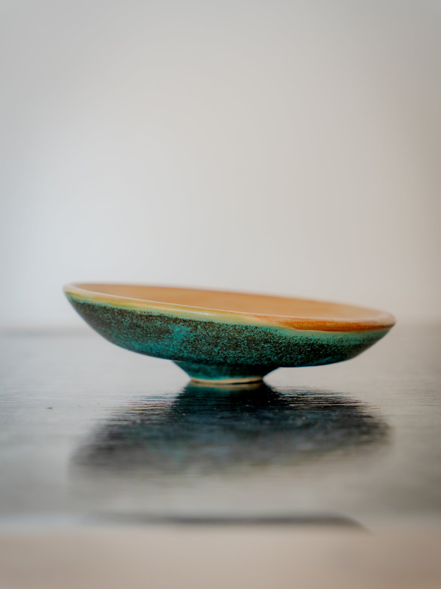 A quiet balance between earth and glaze